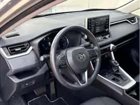 Toyota RAV4 (2019) thumbnail 15