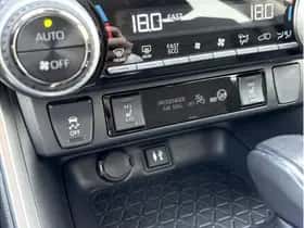 Toyota RAV4 (2019) thumbnail 24