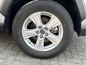 Toyota RAV4 (2019) thumbnail 28