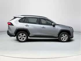 Toyota RAV4 (2019) thumbnail 32