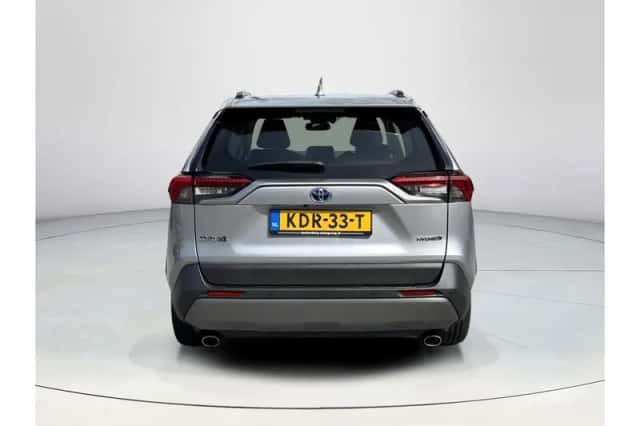 Toyota RAV4 (2019) thumbnail 5