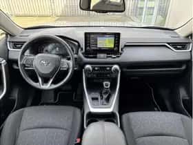 Toyota RAV4 (2019) thumbnail 6