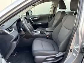 Toyota RAV4 (2019) thumbnail 7