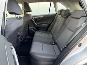 Toyota RAV4 (2019) thumbnail 8