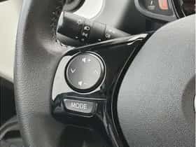 Toyota Aygo (2020) thumbnail 19