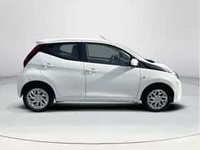Toyota Aygo (2020) thumbnail 25
