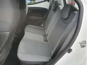 Toyota Aygo (2020) thumbnail 8