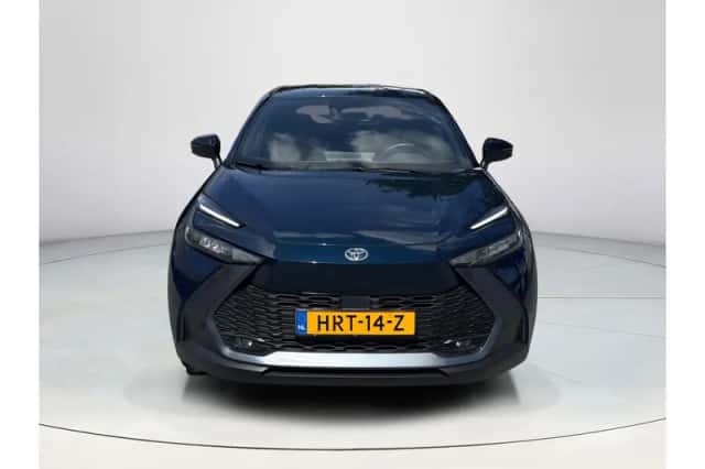 Toyota C-HR (2025) thumbnail 5