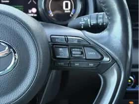 Toyota Yaris (2021) thumbnail 19