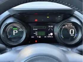 Toyota Yaris (2021) thumbnail 9