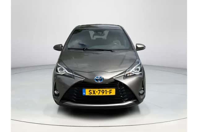 Toyota Yaris (2018) thumbnail 4