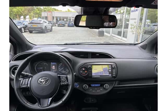Toyota Yaris (2018) thumbnail 6