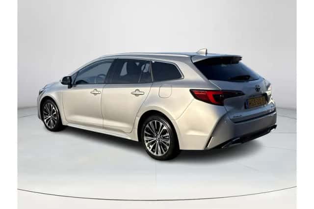 Toyota Corolla (2025) thumbnail 3