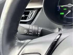 Toyota C-HR (2019) thumbnail 21