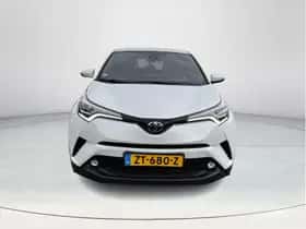 Toyota C-HR (2019) thumbnail 4