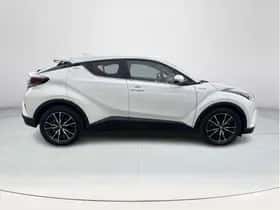 Toyota C-HR (2019) thumbnail 35