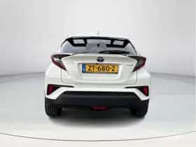 Toyota C-HR (2019) thumbnail 5