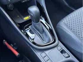 Toyota Yaris (2024) thumbnail 18