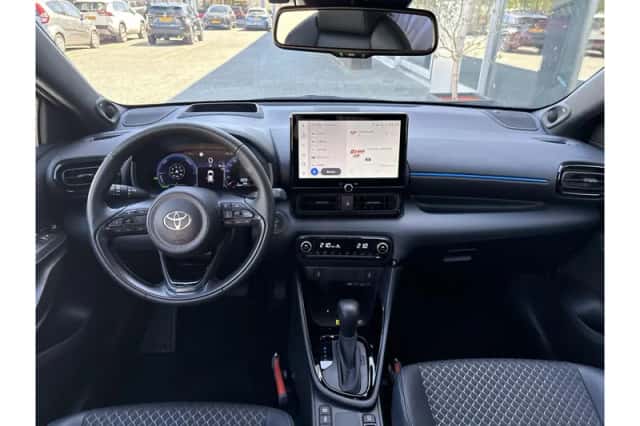 Toyota Yaris (2024) thumbnail 6