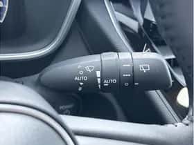 Toyota Corolla (2025) thumbnail 24