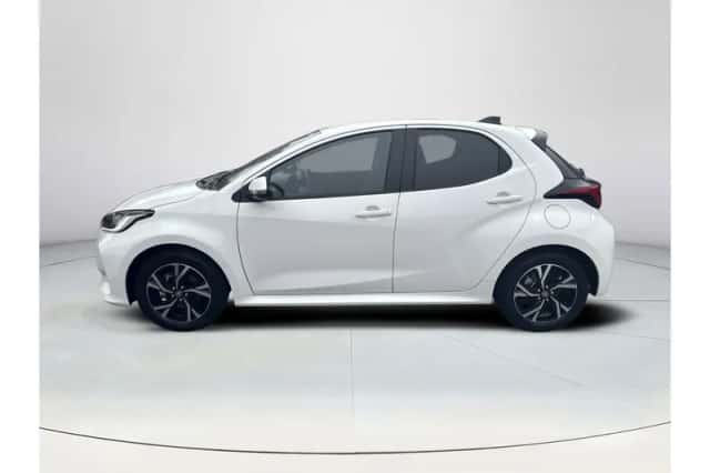 Toyota Yaris (2026) thumbnail 2