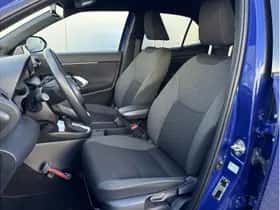 Toyota Yaris Cross (2023) thumbnail 7
