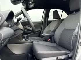 Toyota Yaris Cross (2025) thumbnail 7