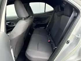 Toyota Yaris Cross (2025) thumbnail 8