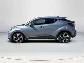 Toyota C-HR (2023) thumbnail 2