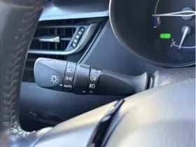 Toyota C-HR (2023) thumbnail 20