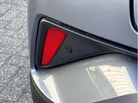 Toyota C-HR (2023) thumbnail 28