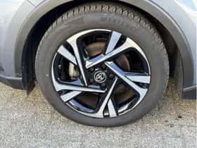Toyota C-HR (2023) thumbnail 29