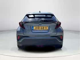 Toyota C-HR (2023) thumbnail 5