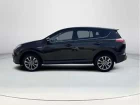 Toyota RAV4 (2016) thumbnail 2