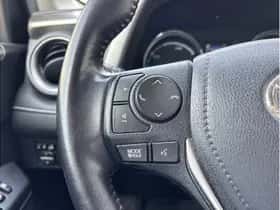 Toyota RAV4 (2016) thumbnail 15