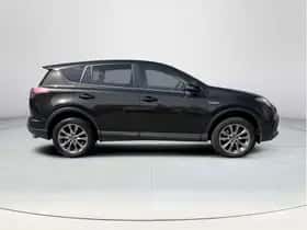 Toyota RAV4 (2016) thumbnail 33