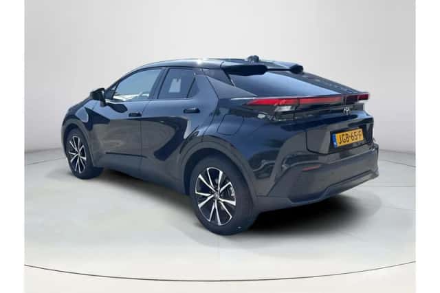 Toyota C-HR (2025) thumbnail 3