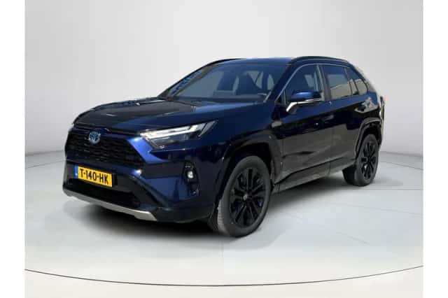 Toyota RAV4 (2023) thumbnail 1