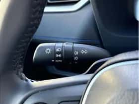 Toyota RAV4 (2023) thumbnail 18