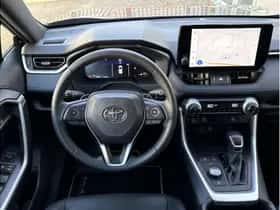 Toyota RAV4 (2023) thumbnail 20