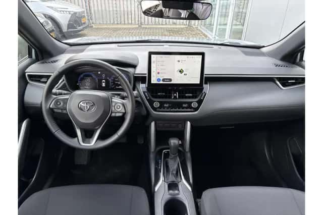 Toyota Corolla (2025) thumbnail 6