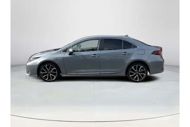 Toyota Corolla (2019) thumbnail 2