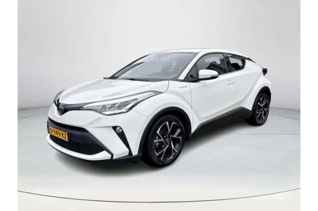 Toyota C-HR (2021) thumbnail 1