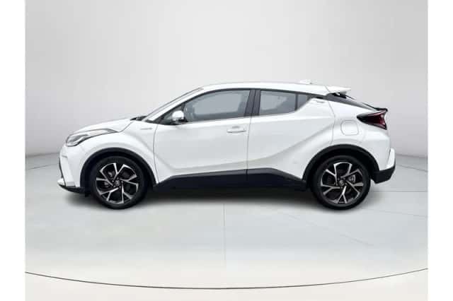 Toyota C-HR (2021) thumbnail 2