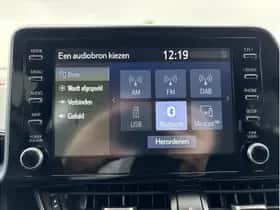 Toyota C-HR (2021) thumbnail 12