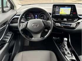 Toyota C-HR (2021) thumbnail 22