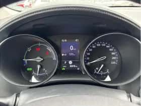 Toyota C-HR (2021) thumbnail 9
