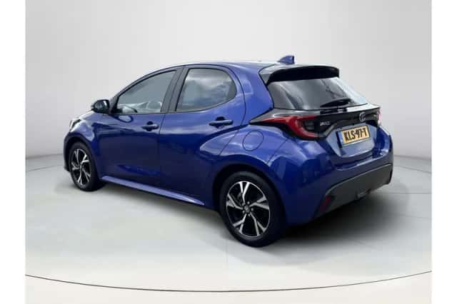Toyota Yaris (2025) thumbnail 3