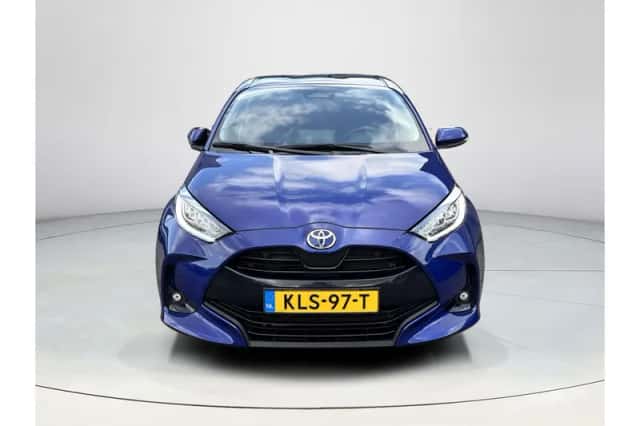 Toyota Yaris (2025) thumbnail 4