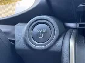 Toyota C-HR (2024) thumbnail 19
